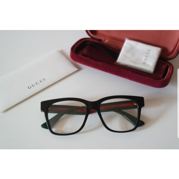 Gucci - Picture 2 of 3